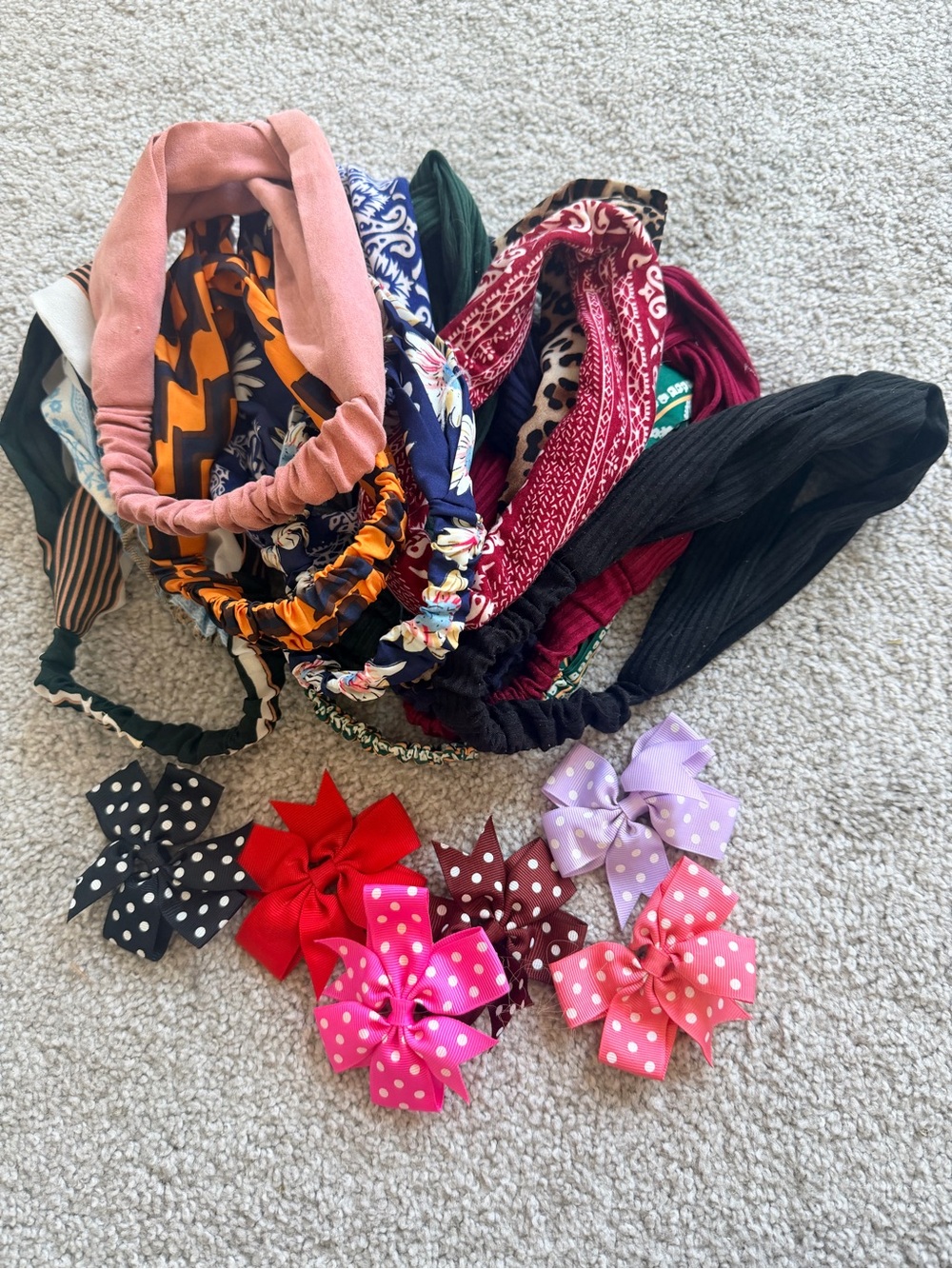 Hair Accessory bundle: 13 twist knot headbands and 8 clip bows NWOT